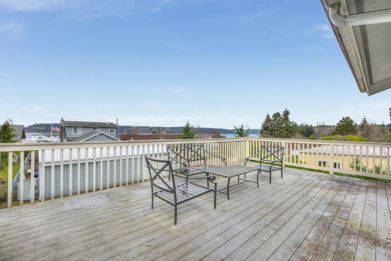 Tacoma Home for Sale Gorgeous view of the Sound & Narrows Bridge