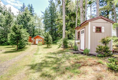 Desirable, Secluded Rambler on 2.5 Acres
