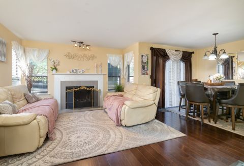 Popular Kent Shires Townhome