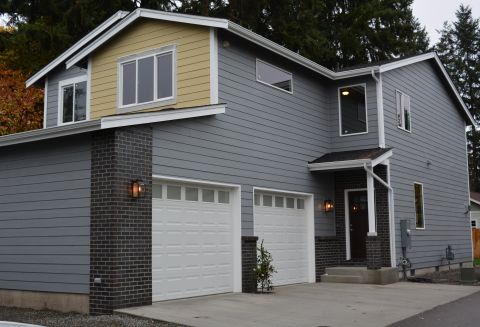 Private & Secluded New Construction Home Downtown Puyallup